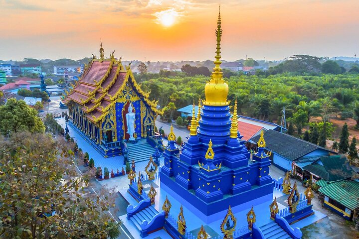 Day Tour - Chiang Rai White Temple + Blue Temple + Golden Triangle Tour (including Boat) - Thai Pass