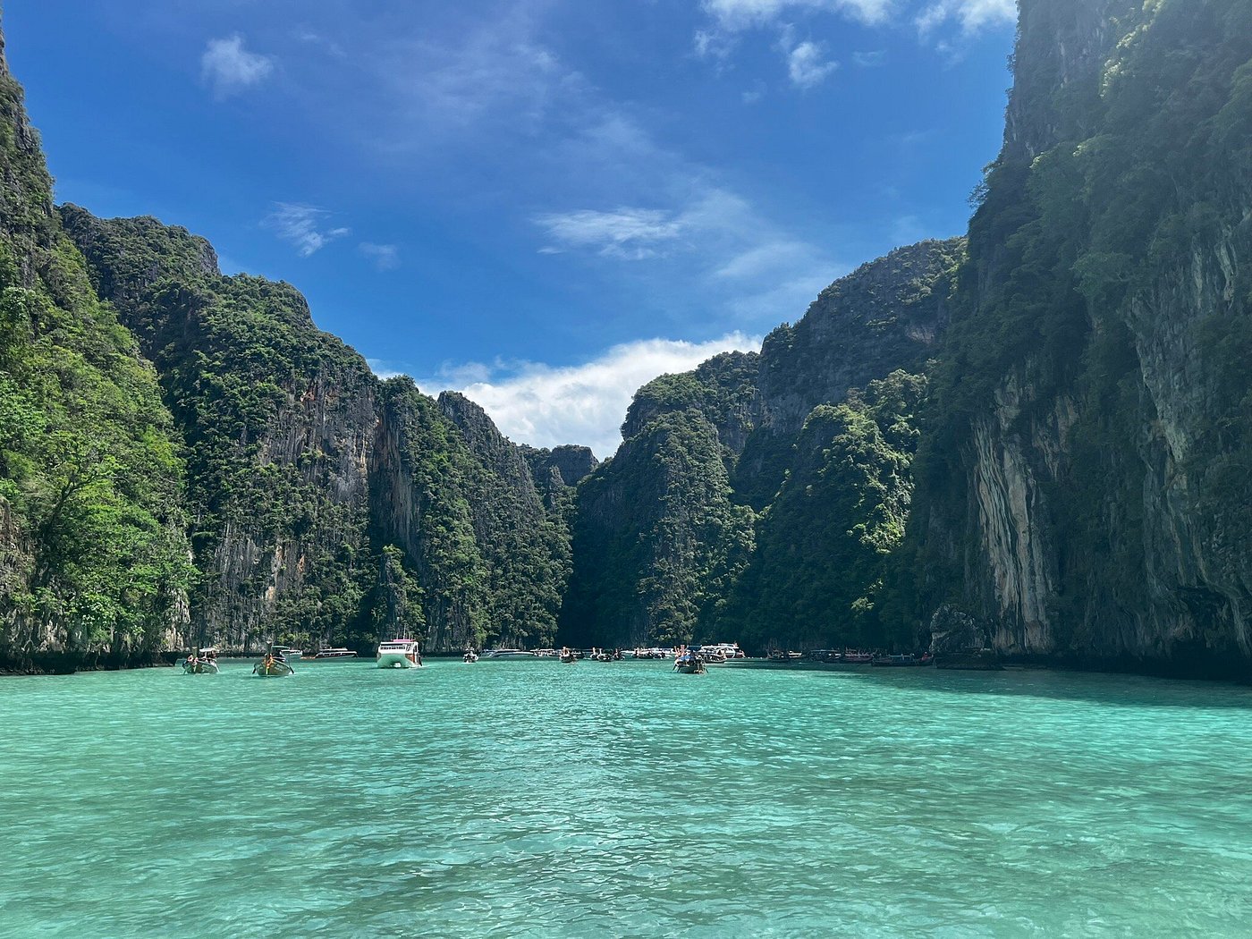 Phi Phi Island Day Trip Speedboat Tour include Transfer - Thai Pass