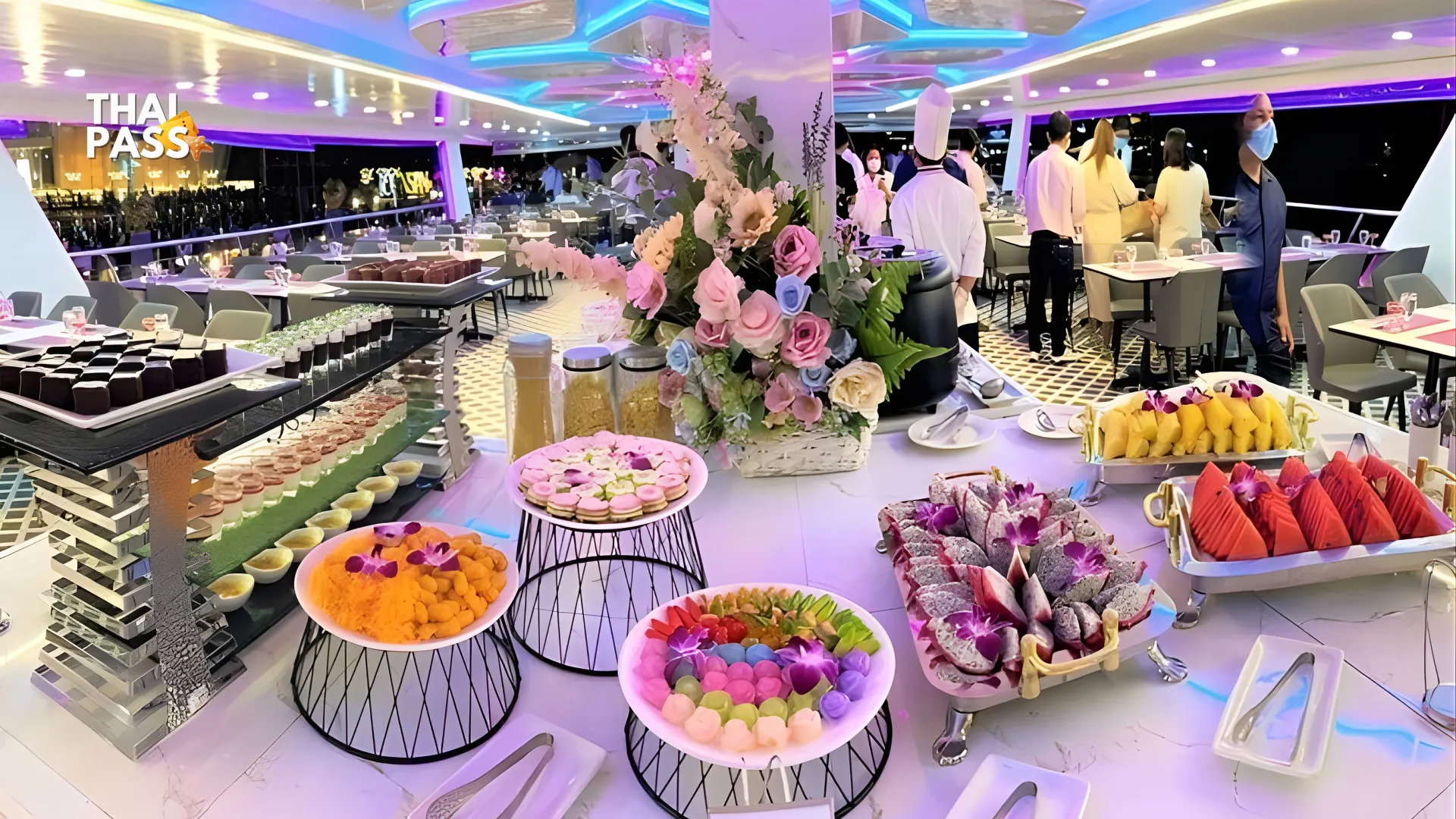 Smile Riverside Dinner Cruise in Bangkok - Thai Pass