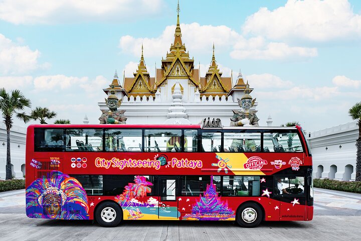 Bangkok’s Sightseeing with Michelin-Star Thai Bus Food Tour (14:00-15:30) - Thai Pass