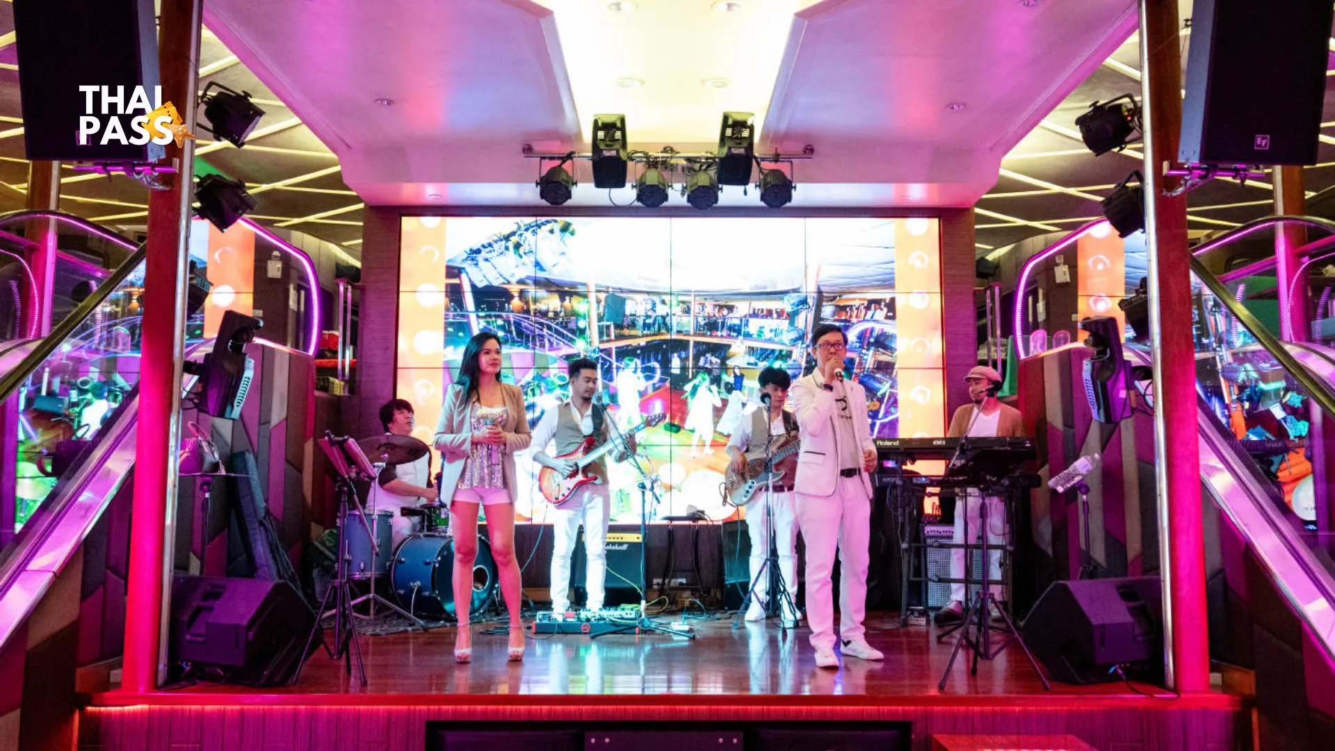 Wonderful Pearl Cruise in Bangkok - Thai Pass