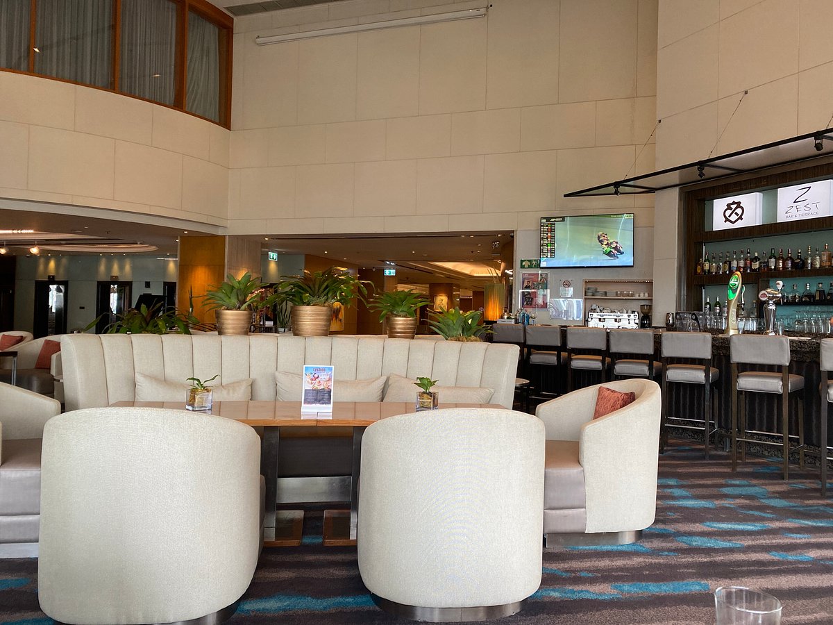 Zest Bar & Terrace at Westin Grande Sukhumvit in Bangkok - Thai Pass