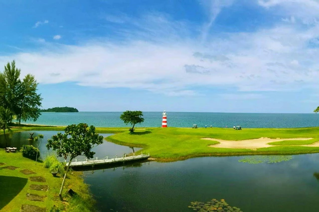 Golf (Thaplamu course) 18 hole 72 par_thumbnail_thethaipass.com