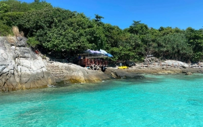 Join Tour Racha Island, Coral Island and Maithon Island by Speedboat from Phuket