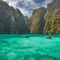 Phi Phi Islands-thethaipass.com